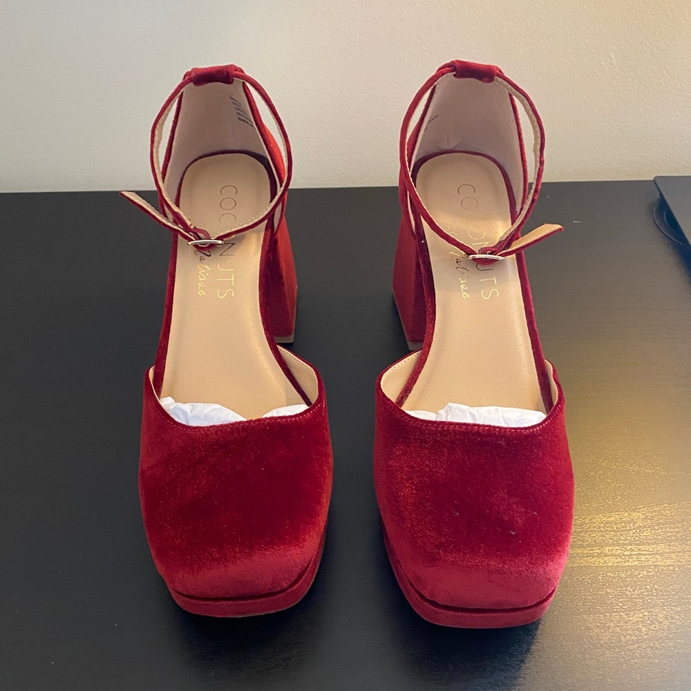 Coconuts by Matisse Misha Burgundy Red Velvet Platform Heels 👠 - Picture 9 of 16